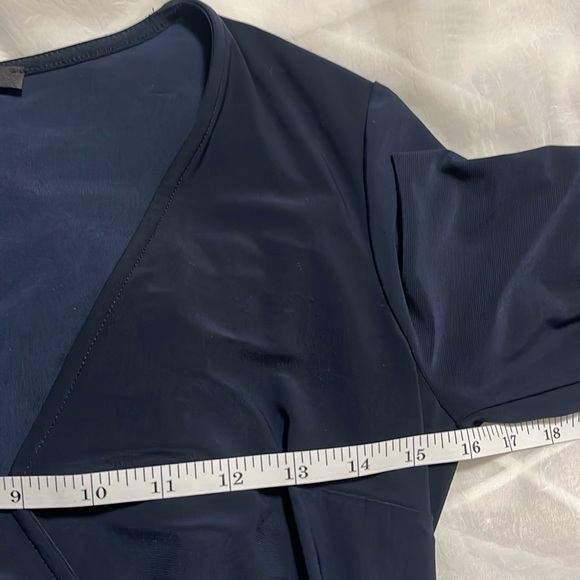 Forever 21 Long Sleeve Wrap Front Dress Small - Picture 11 of 16